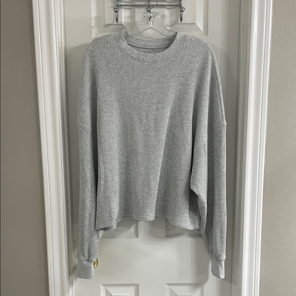 Abercrombie & Fitch Light Grey Long-Sleeve Oversized WaffleTee Size S/M